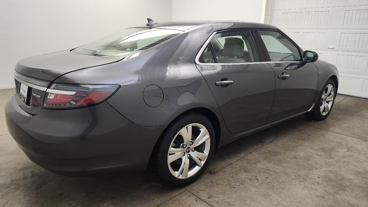 Saab 9-5 Turbo4 Sedan 2011