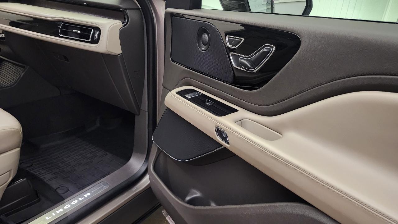 Lincoln Aviator Reserve AWD 2020