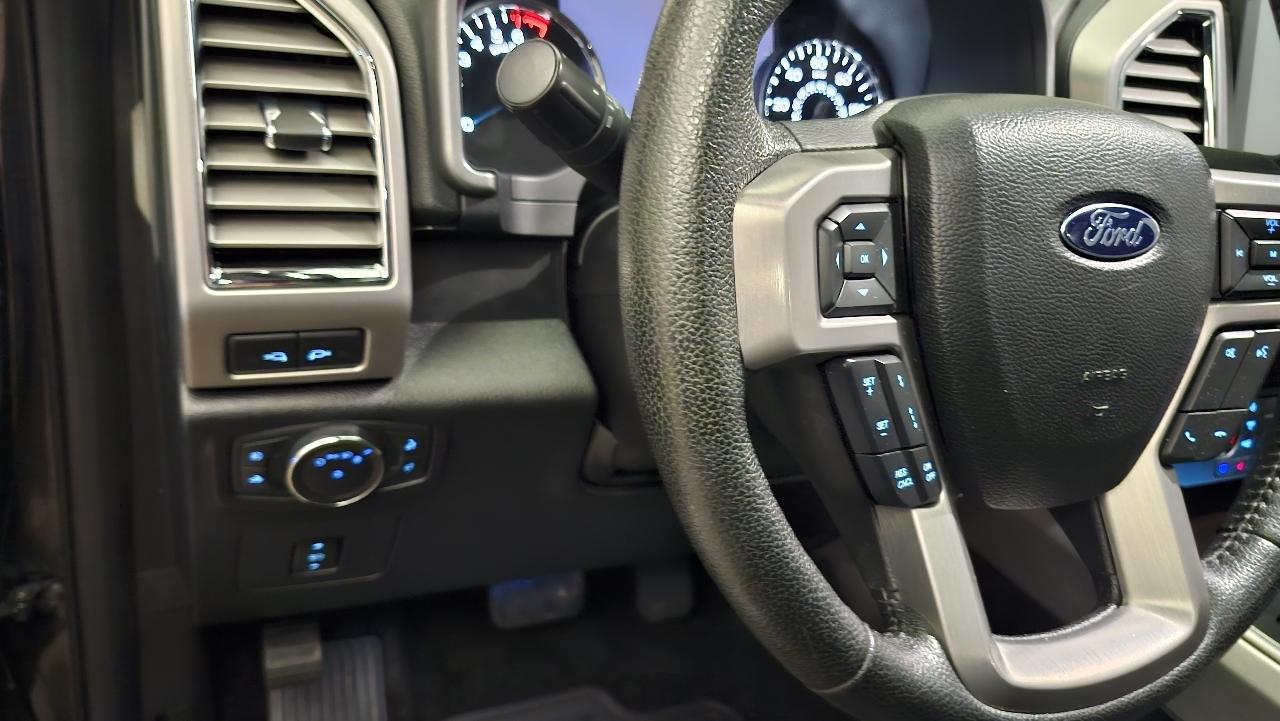 Ford F-150 Platinum SuperCrew 4WD 2015