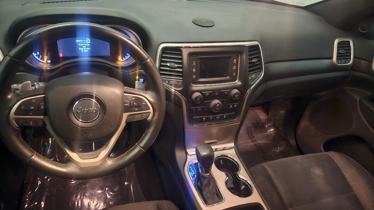 Jeep Grand Cherokee Laredo E 4WD 2016