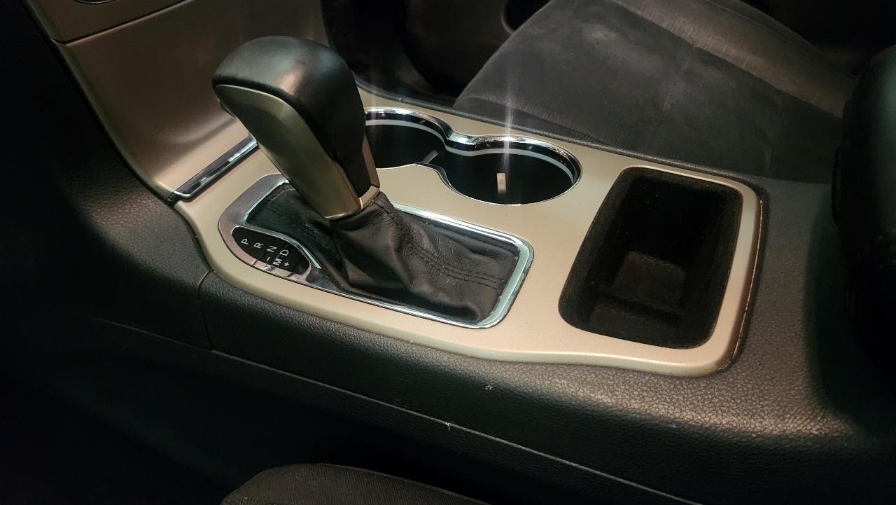 Jeep Grand Cherokee Laredo E 4WD 2016