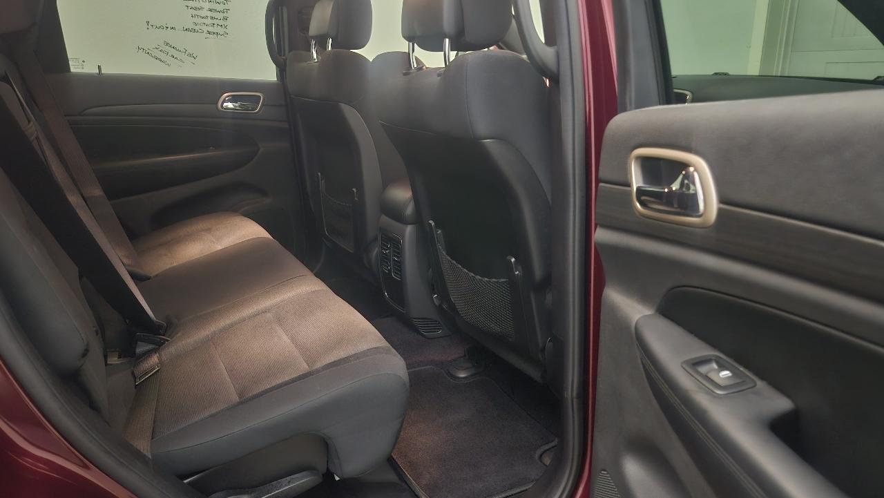 Jeep Grand Cherokee Laredo E 4WD 2016