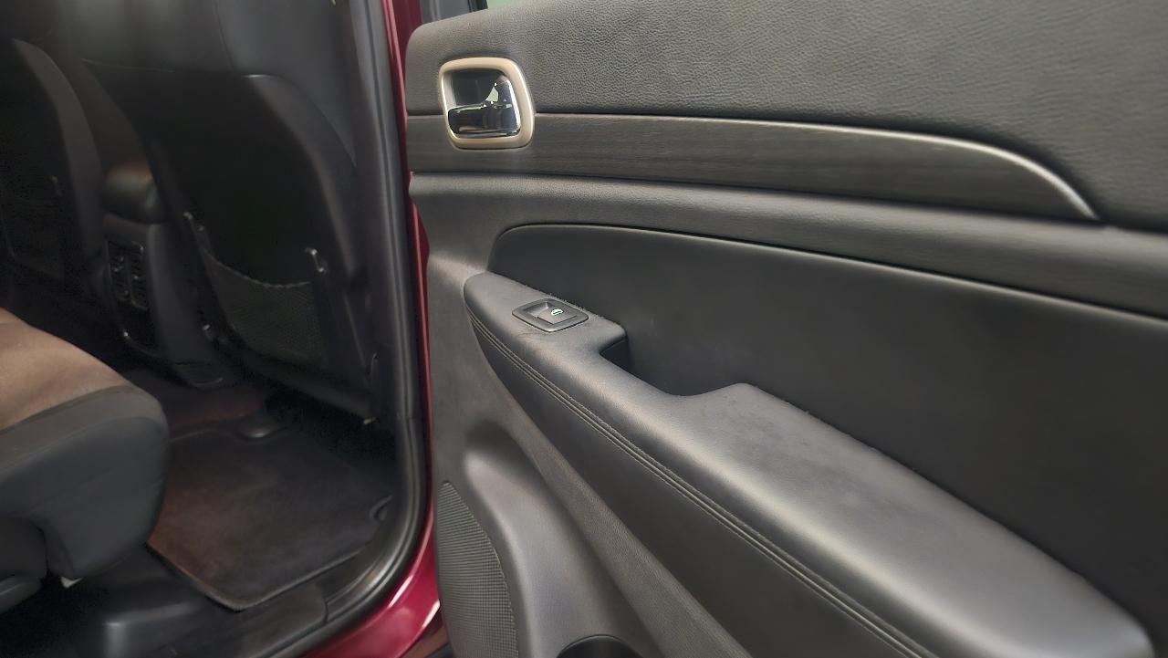 Jeep Grand Cherokee Laredo E 4WD 2016