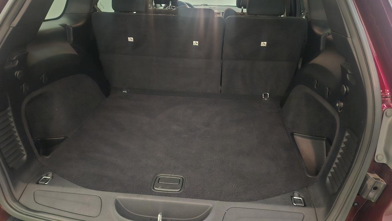 Jeep Grand Cherokee Laredo E 4WD 2016