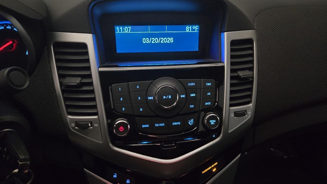 Chevrolet Cruze 1LT 2012