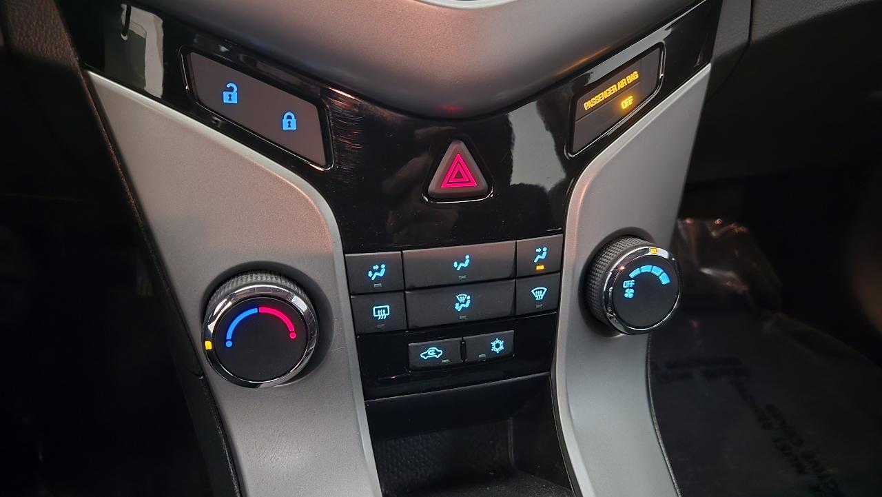 Chevrolet Cruze 1LT 2012