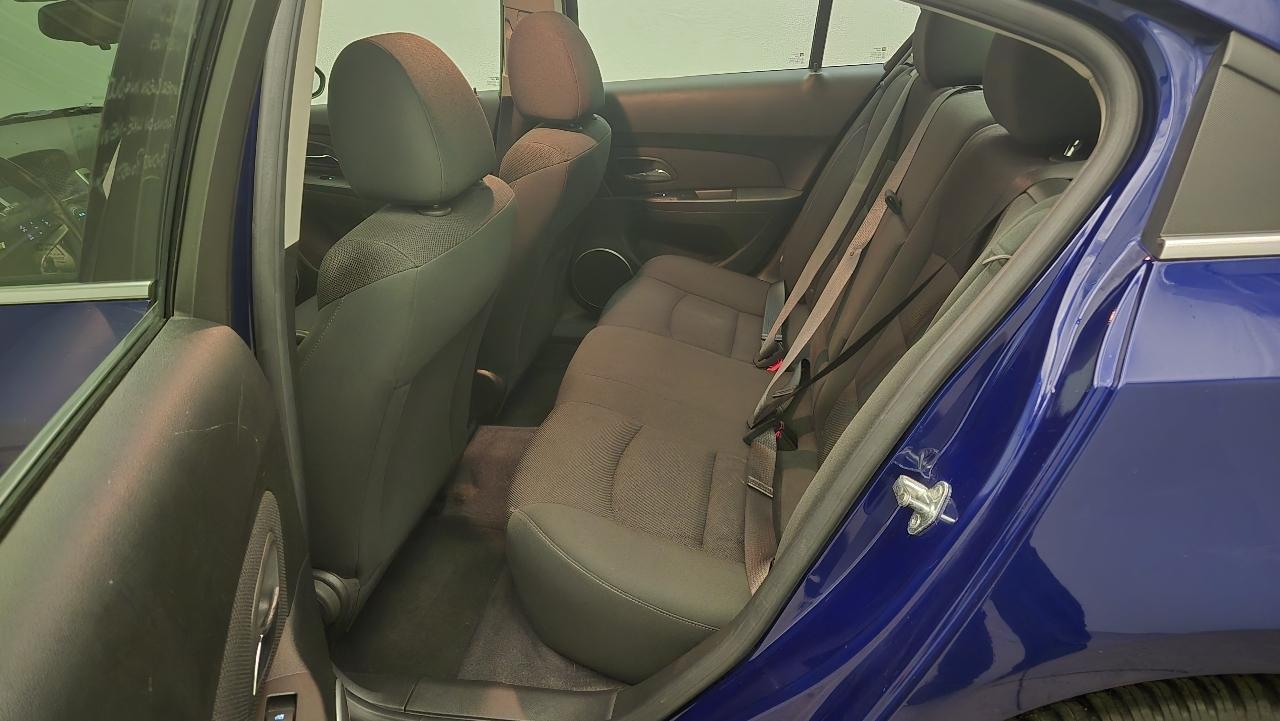 Chevrolet Cruze 1LT 2012