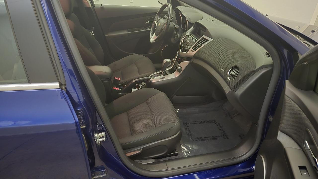 Chevrolet Cruze 1LT 2012