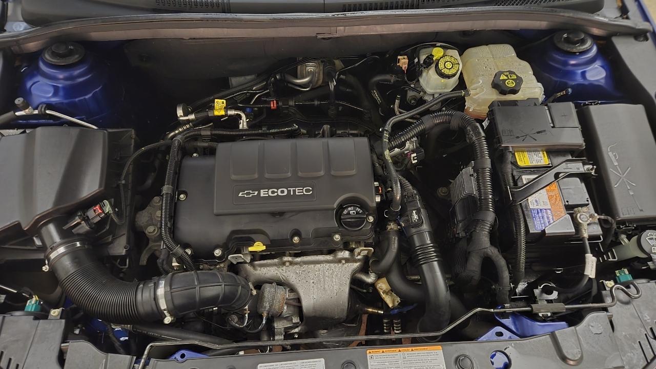 Chevrolet Cruze 1LT 2012