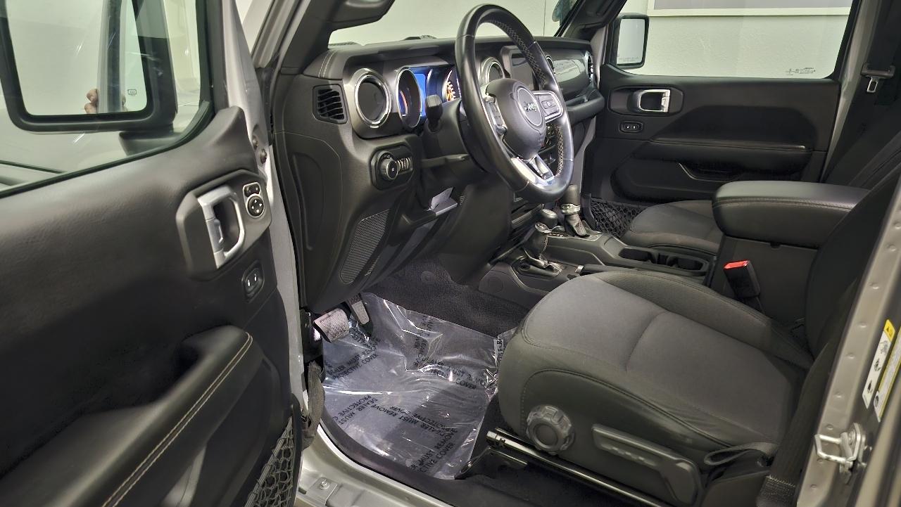 Jeep Wrangler Unlimited Sahara 4WD 2020