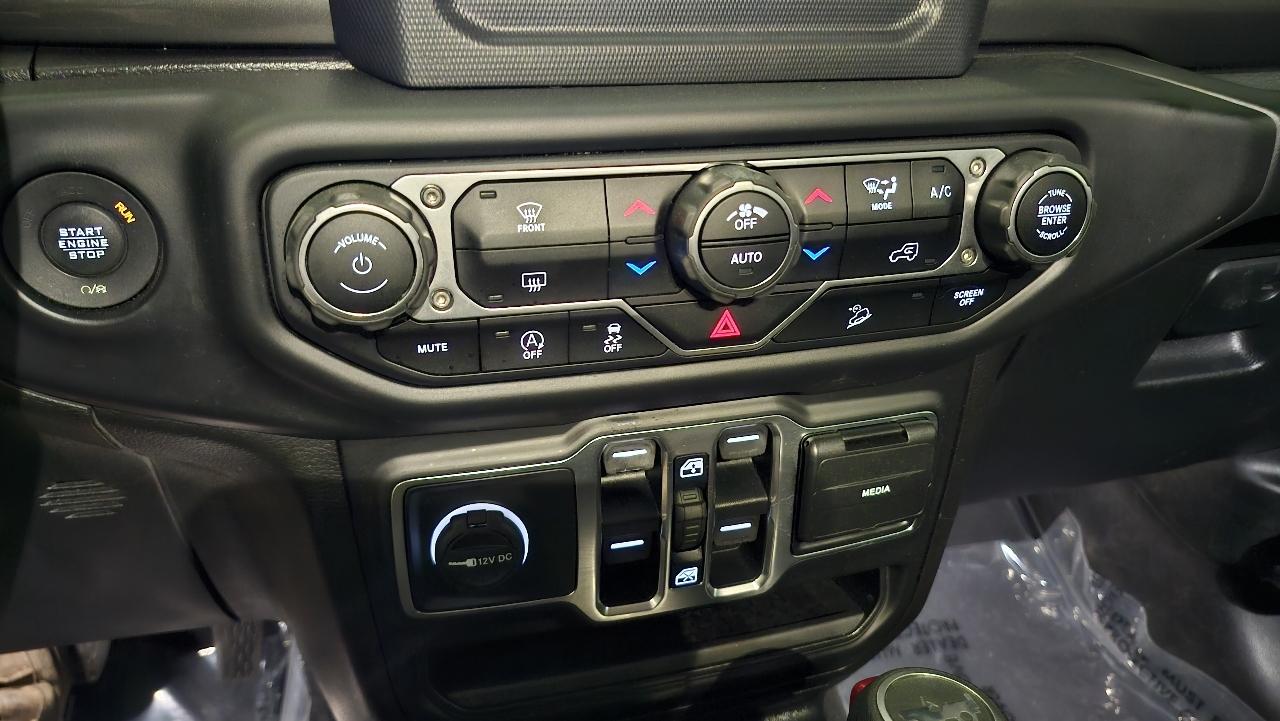 Jeep Wrangler Unlimited Sahara 4WD 2020