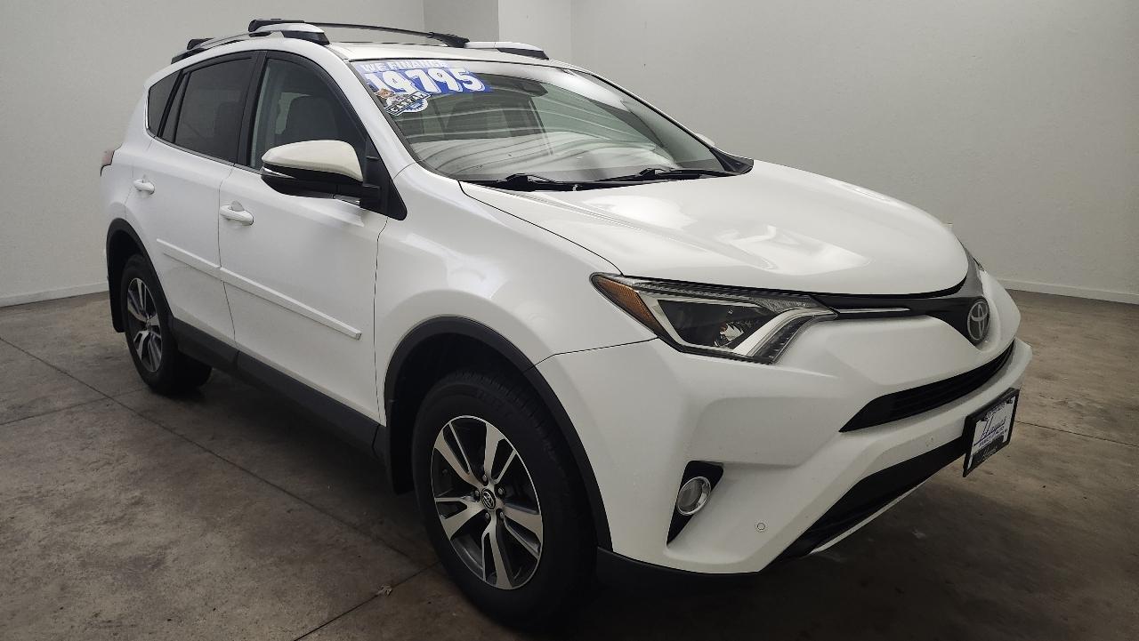 Toyota RAV4 XLE AWD 2016