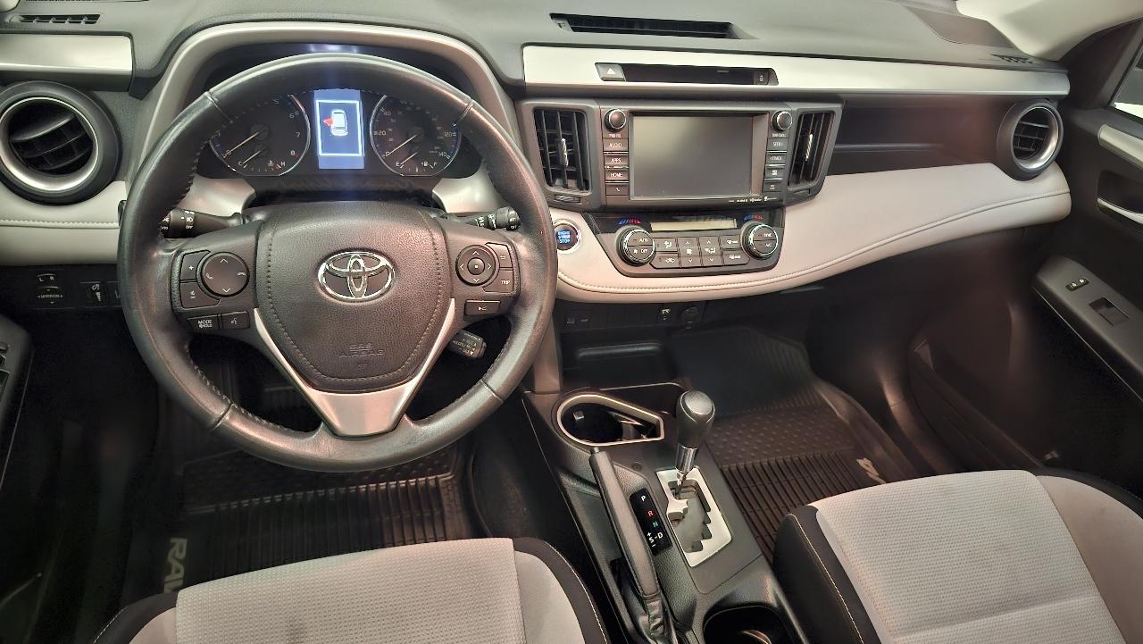Toyota RAV4 XLE AWD 2016