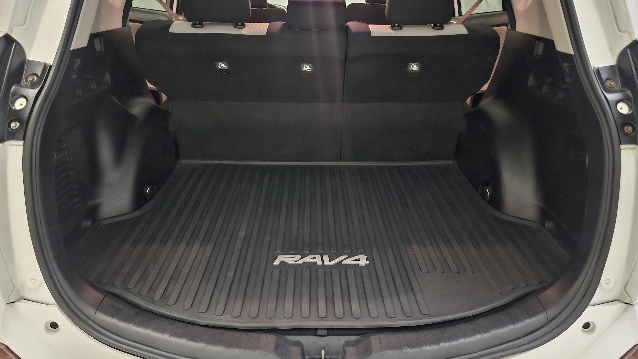 Toyota RAV4 XLE AWD 2016