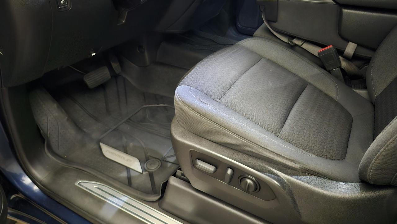 Chevrolet Silverado 1500 Limited LT Crew Cab 4WD 2022