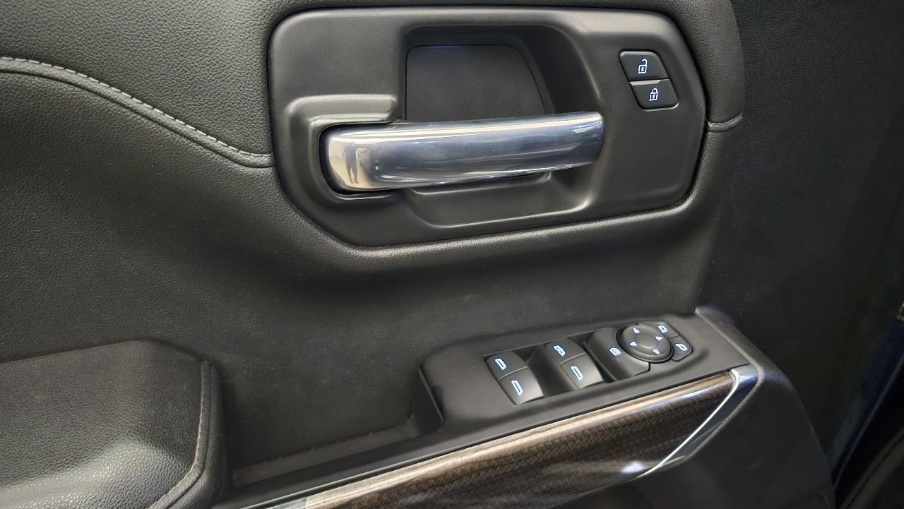 Chevrolet Silverado 1500 Limited LT Crew Cab 4WD 2022