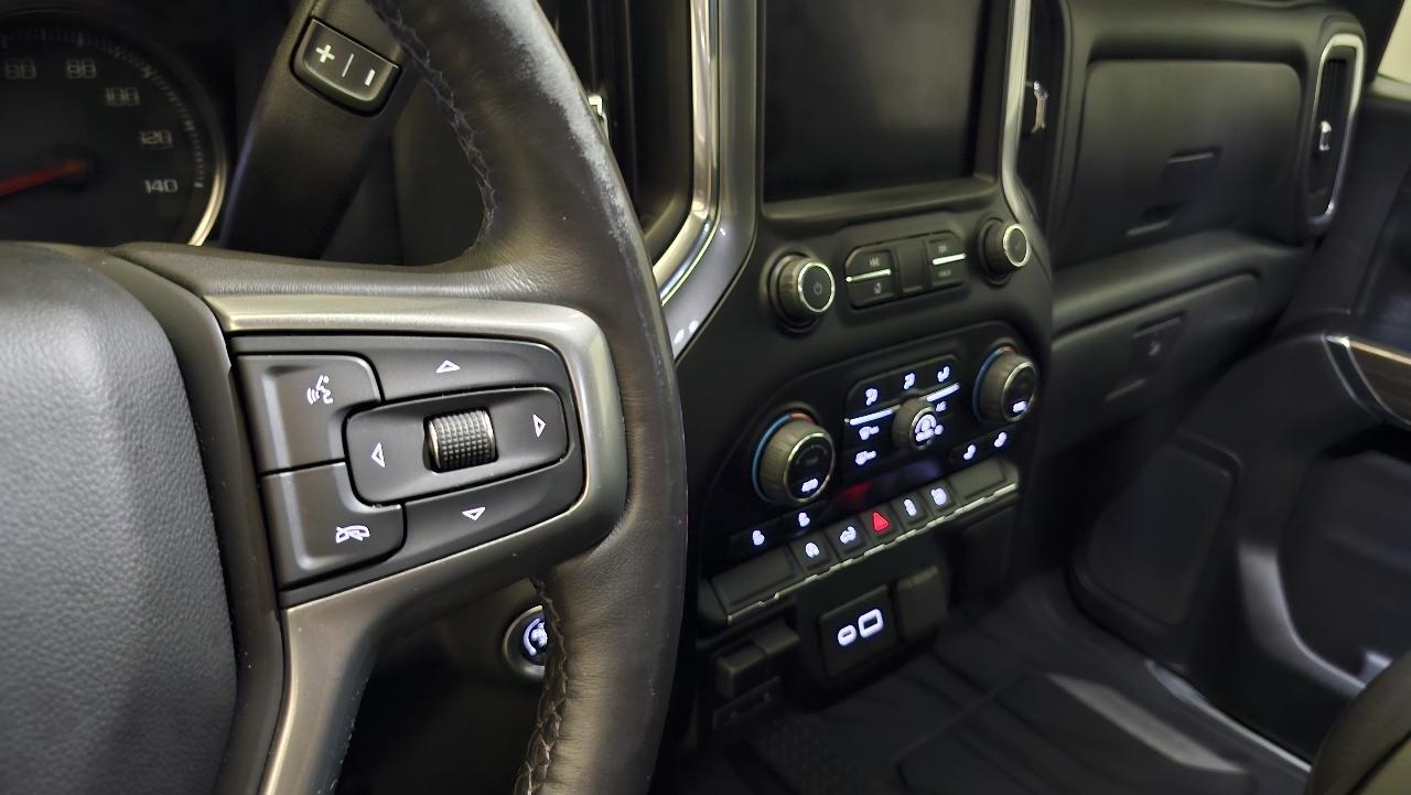 Chevrolet Silverado 1500 Limited LT Crew Cab 4WD 2022