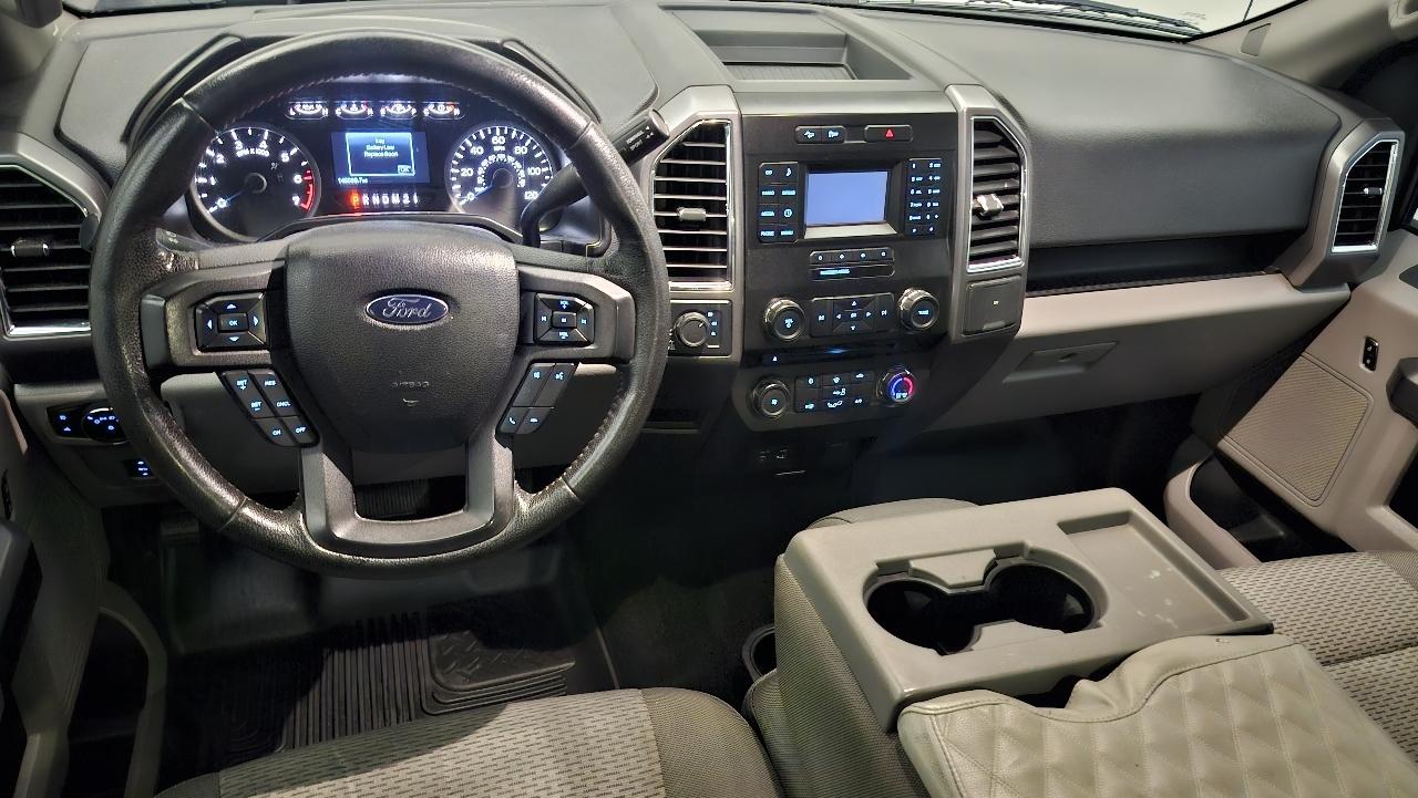 Ford F-150 XLT SuperCrew 4WD 2015