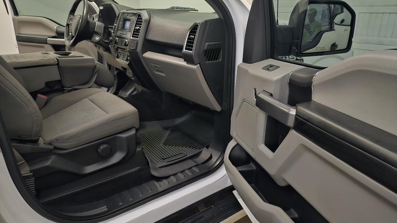 Ford F-150 XLT SuperCrew 4WD 2015