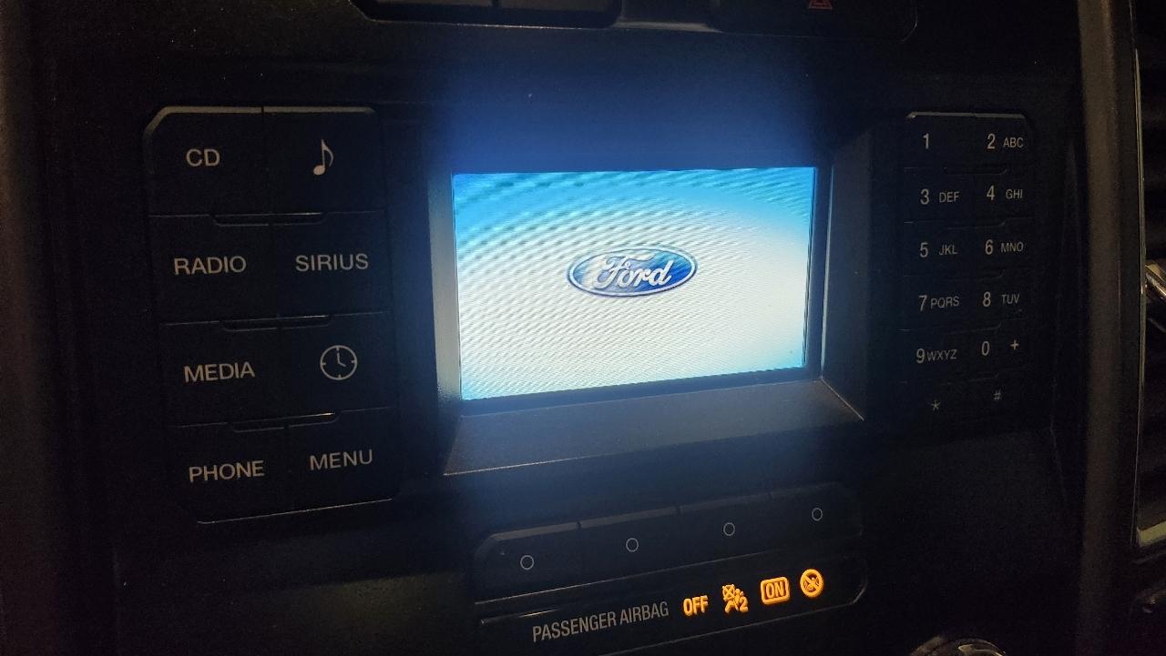 Ford F-150 XLT SuperCrew 4WD 2015