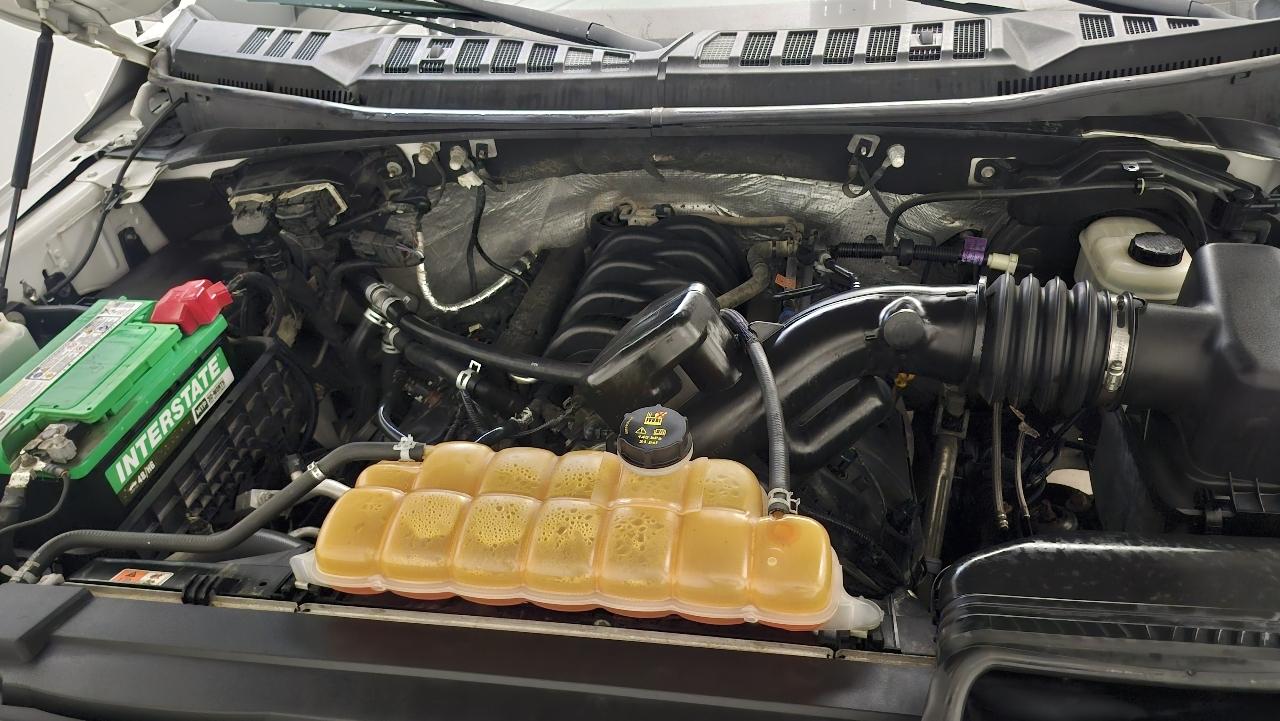 Ford F-150 XLT SuperCrew 4WD 2015