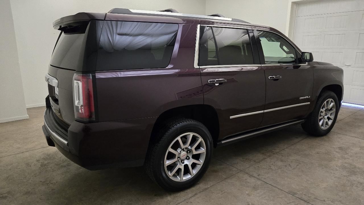 GMC Yukon Denali 4WD 2017