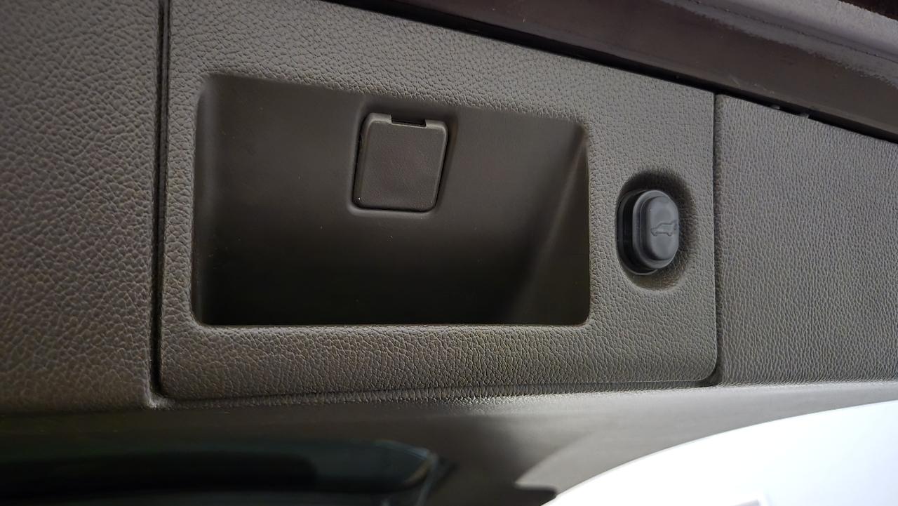 GMC Yukon Denali 4WD 2017