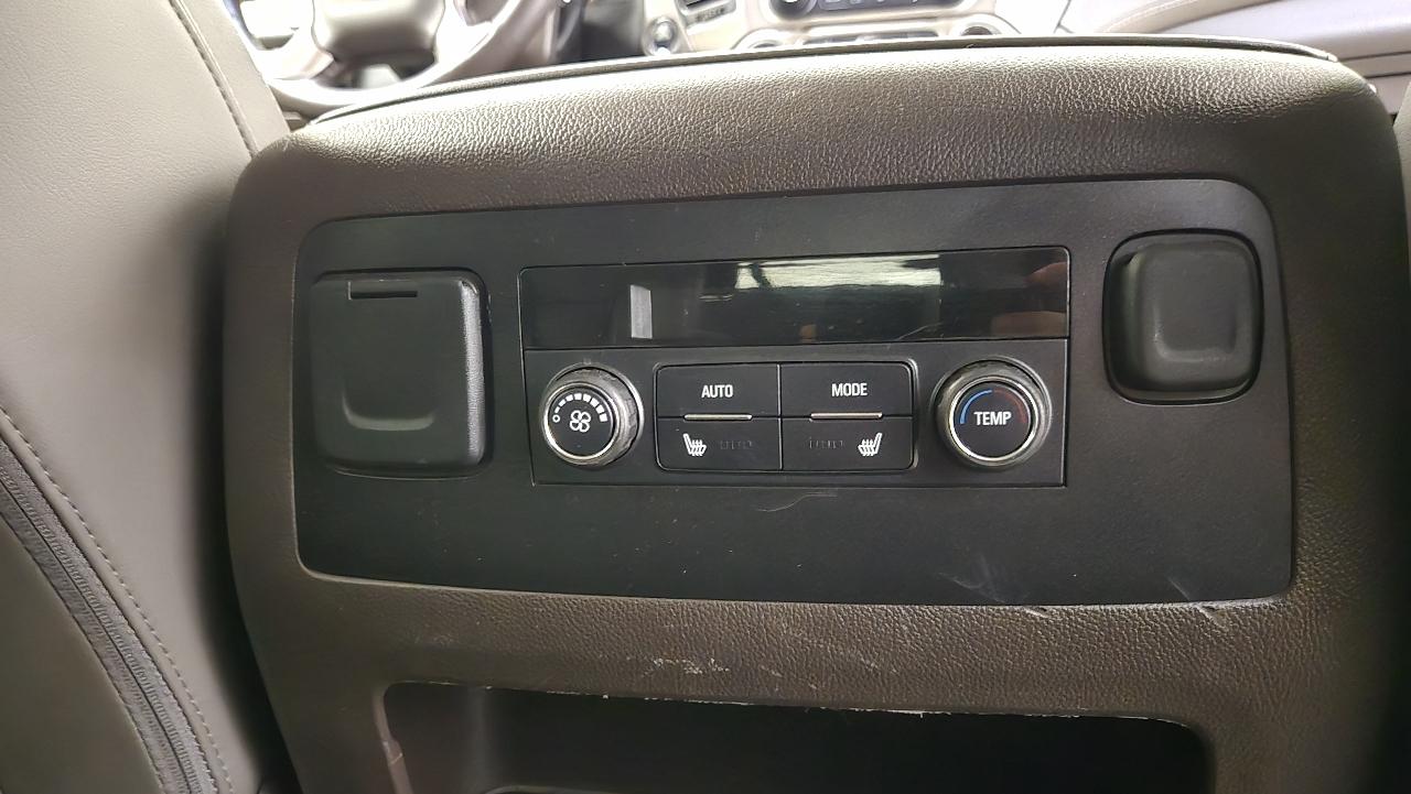 GMC Yukon Denali 4WD 2017