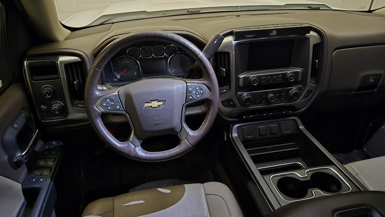 Chevrolet Silverado 1500 LTZ Crew Cab 4WD 2016