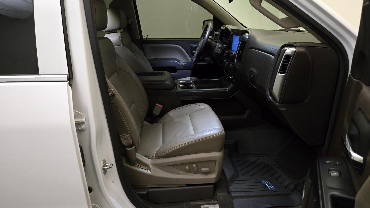 Chevrolet Silverado 1500 LTZ Crew Cab 4WD 2016