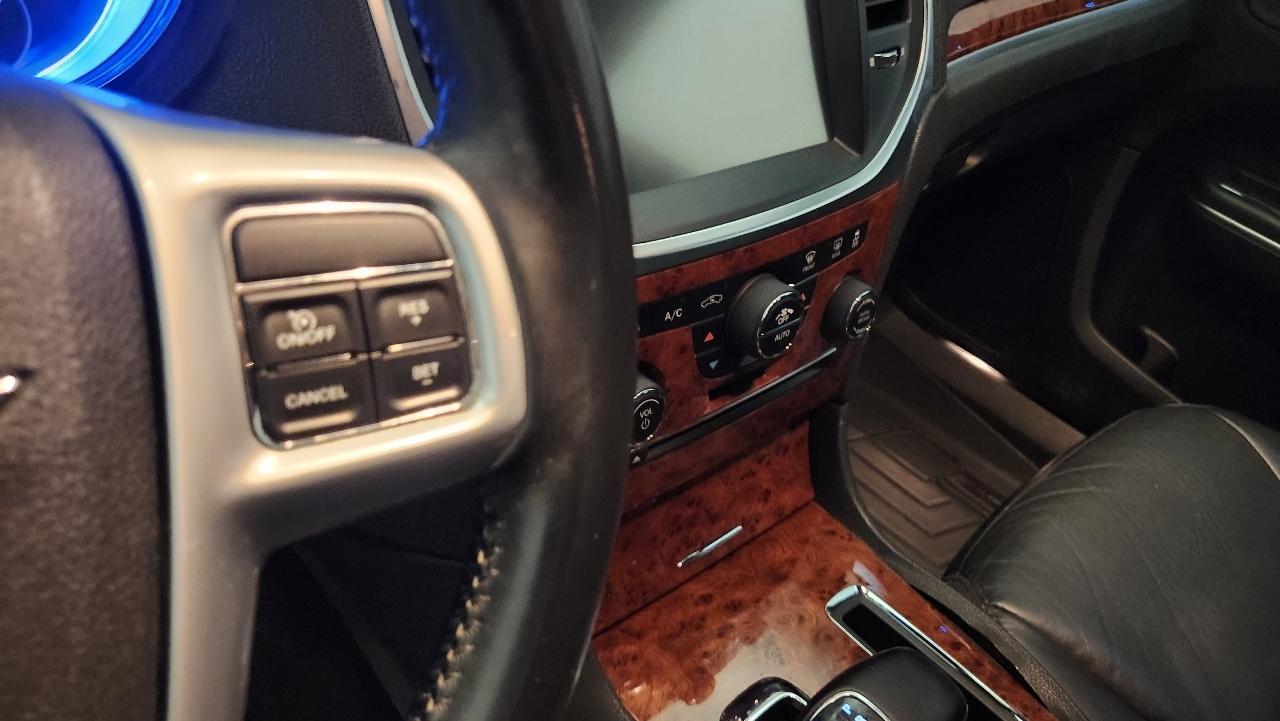 Chrysler 300 RWD 2014