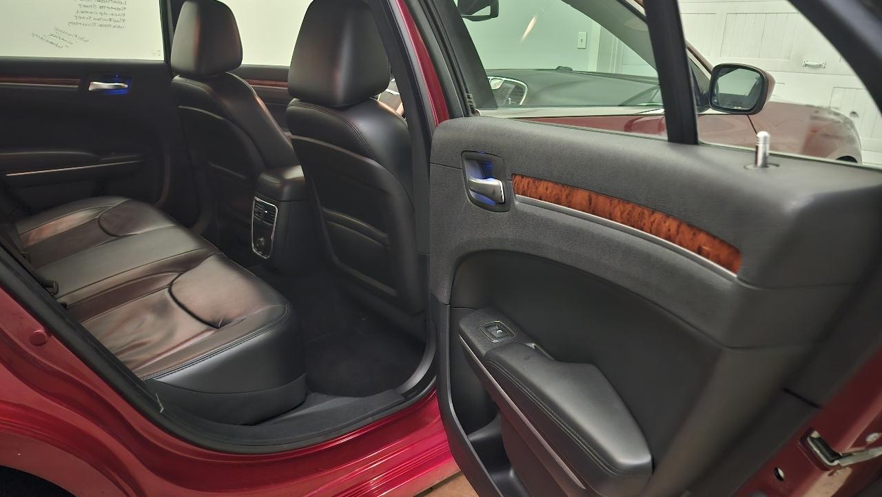 Chrysler 300 RWD 2014