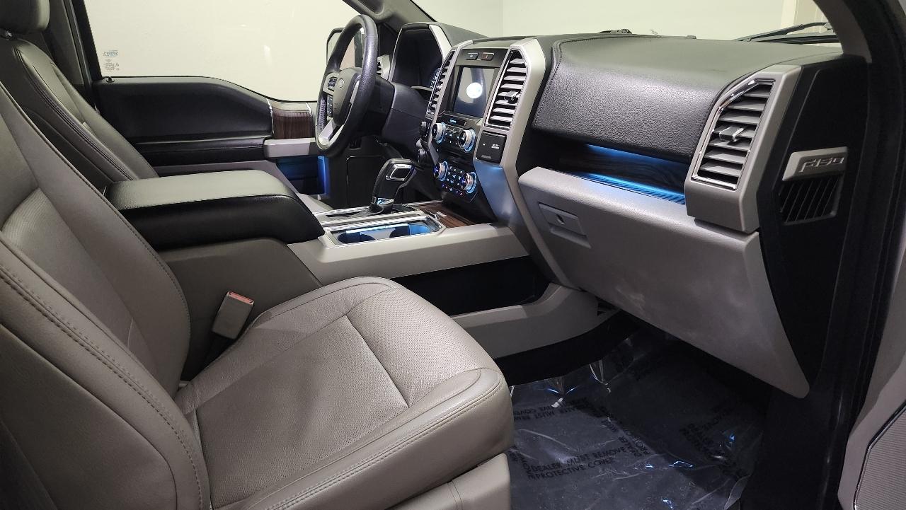 Ford F-150 Lariat SuperCrew 4WD 2016