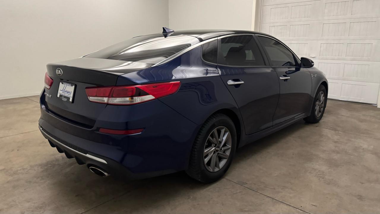 Kia Optima LX 2020