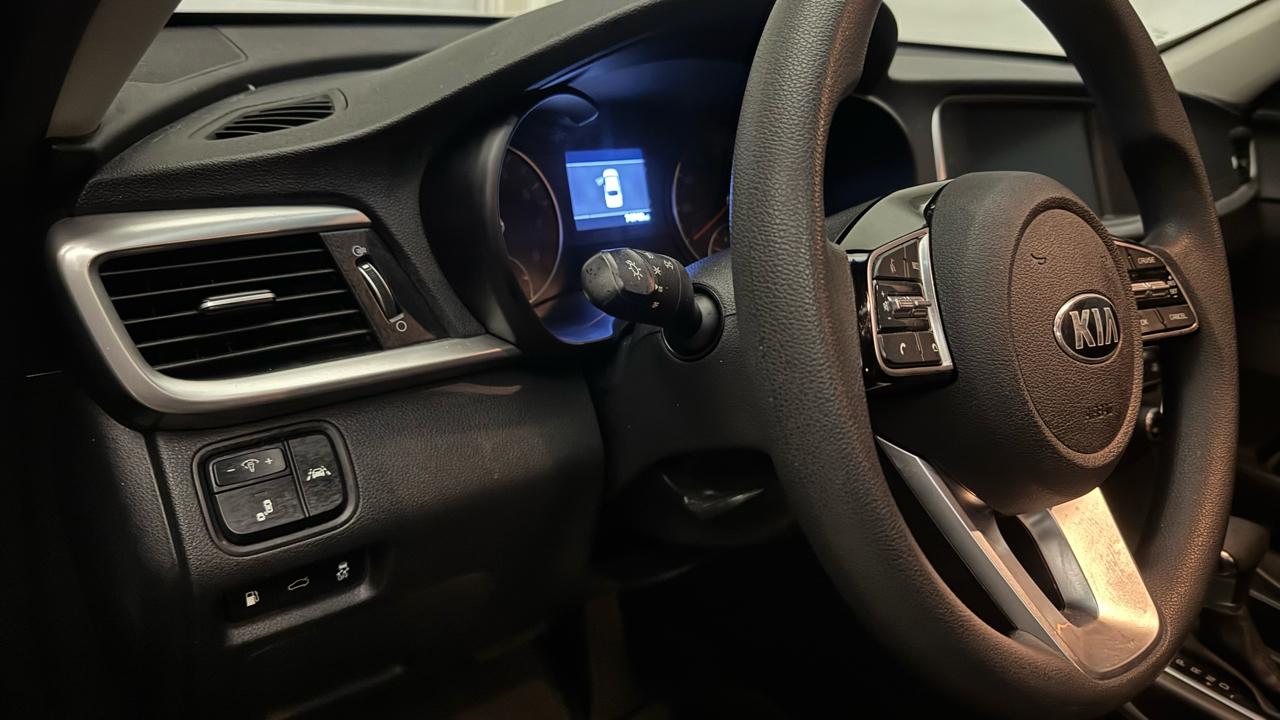 Kia Optima LX 2020
