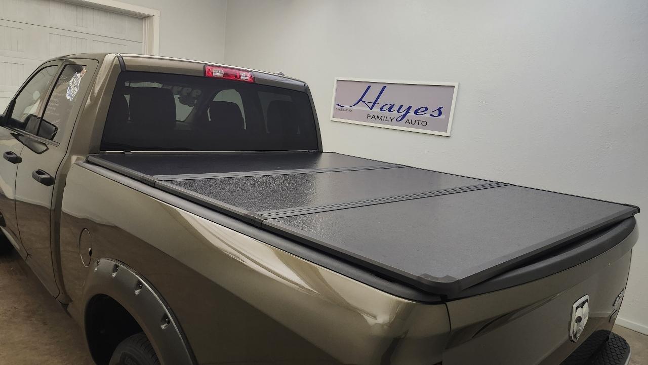 RAM 1500 ST Quad Cab 4WD 2012