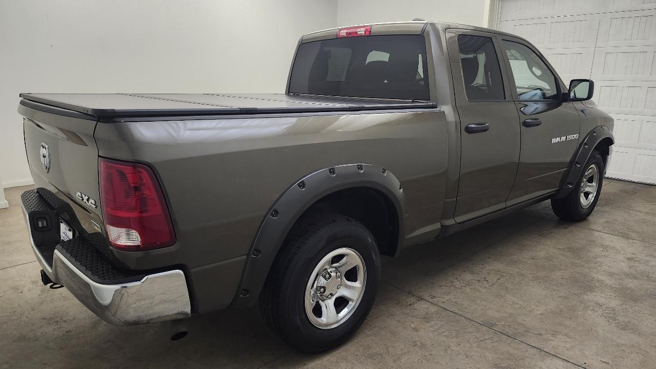 RAM 1500 ST Quad Cab 4WD 2012