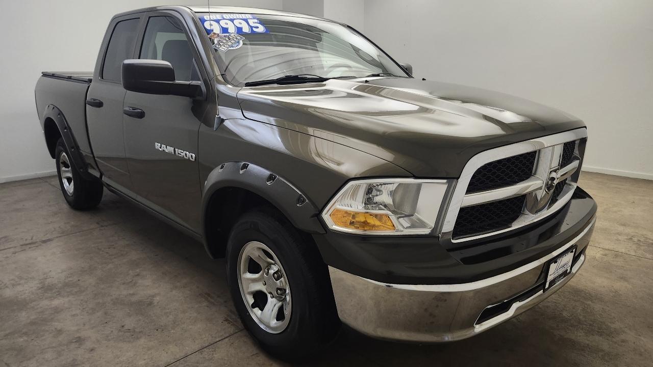 RAM 1500 ST Quad Cab 4WD 2012