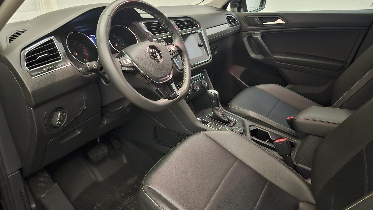 Volkswagen Tiguan SE 4Motion 2021
