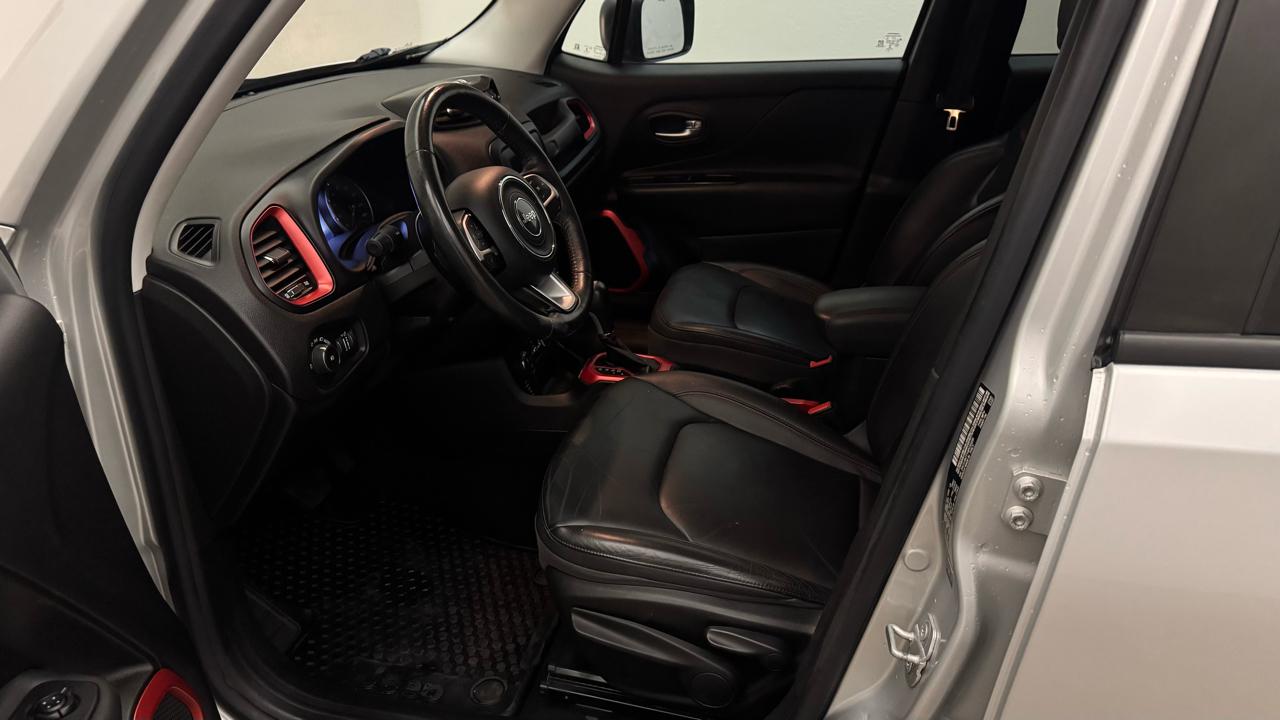 Jeep Renegade Trailhawk 2016