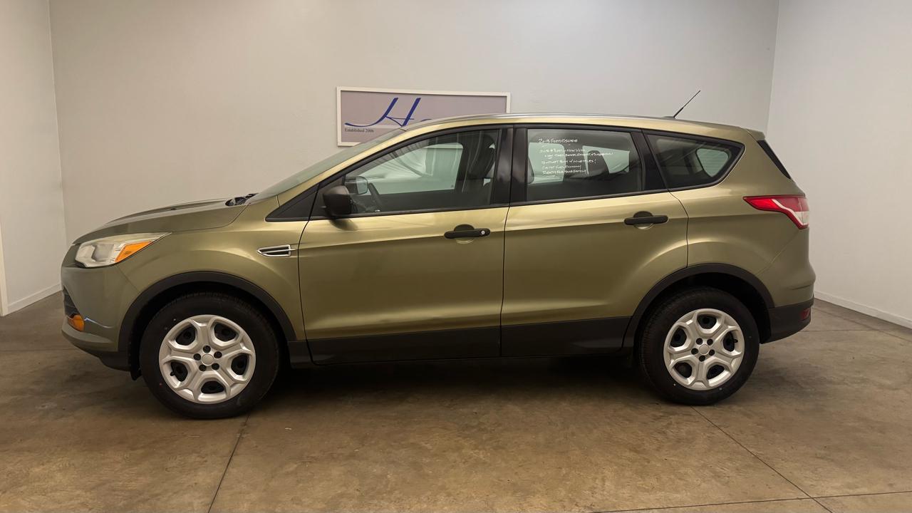 Ford Escape S 2013