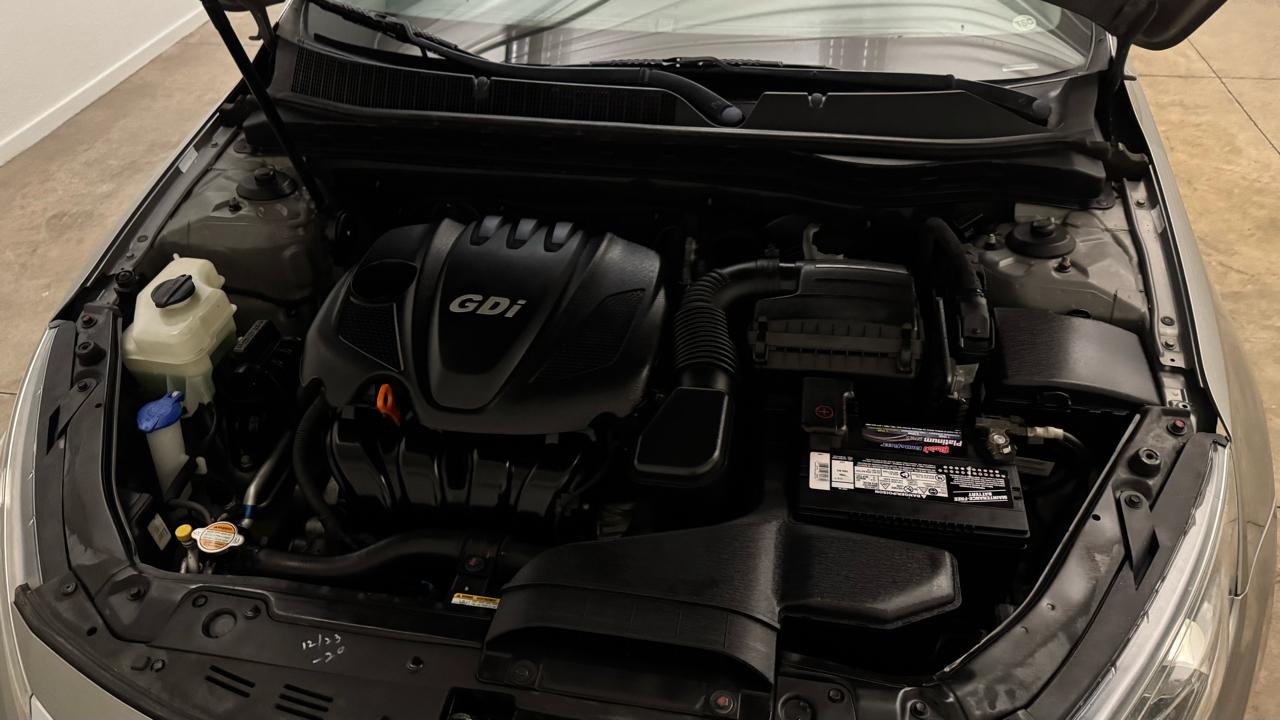 Kia Optima LX 2012