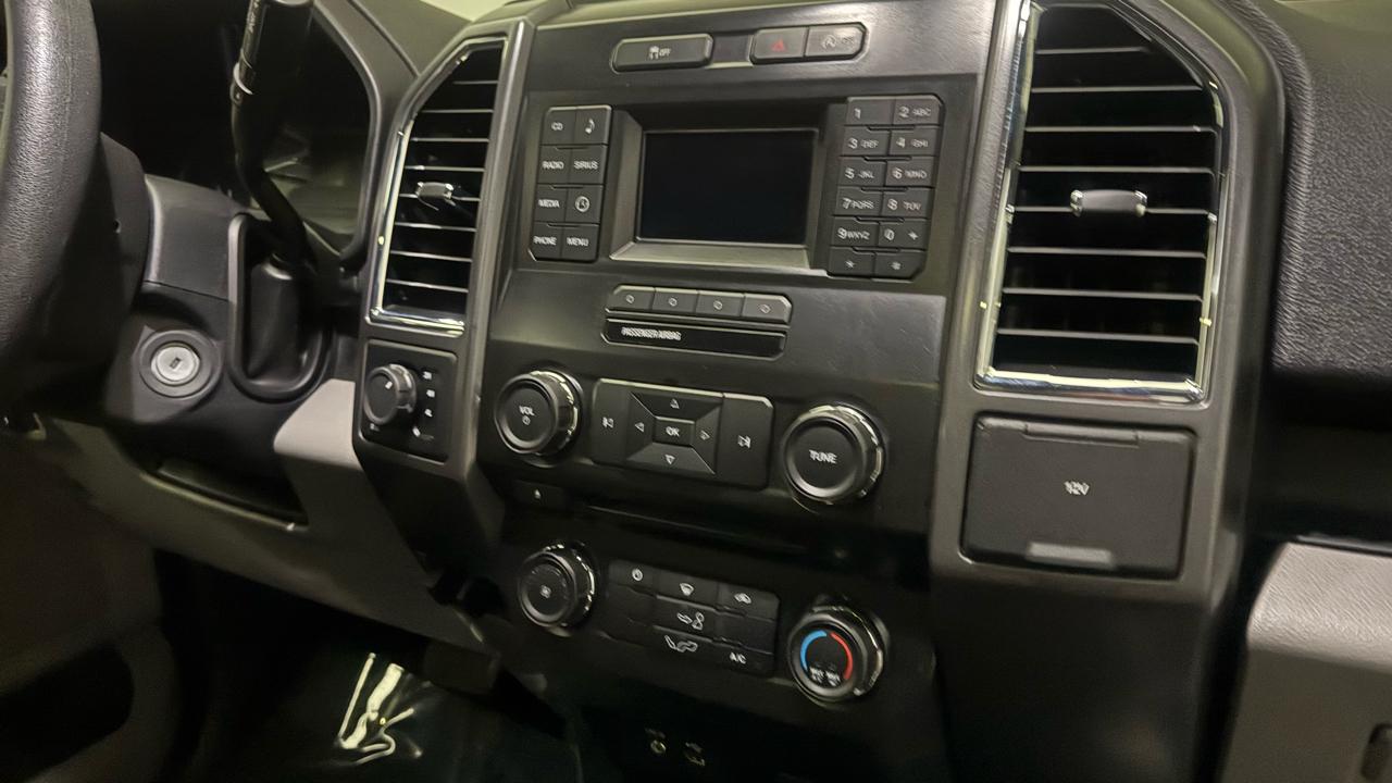 Ford F-150 XLT SuperCab 4WD 2015