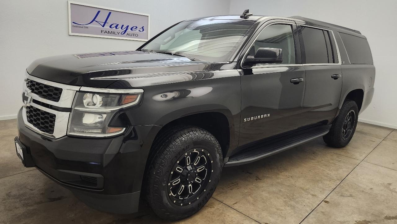 Chevrolet Suburban LT 4WD 2017