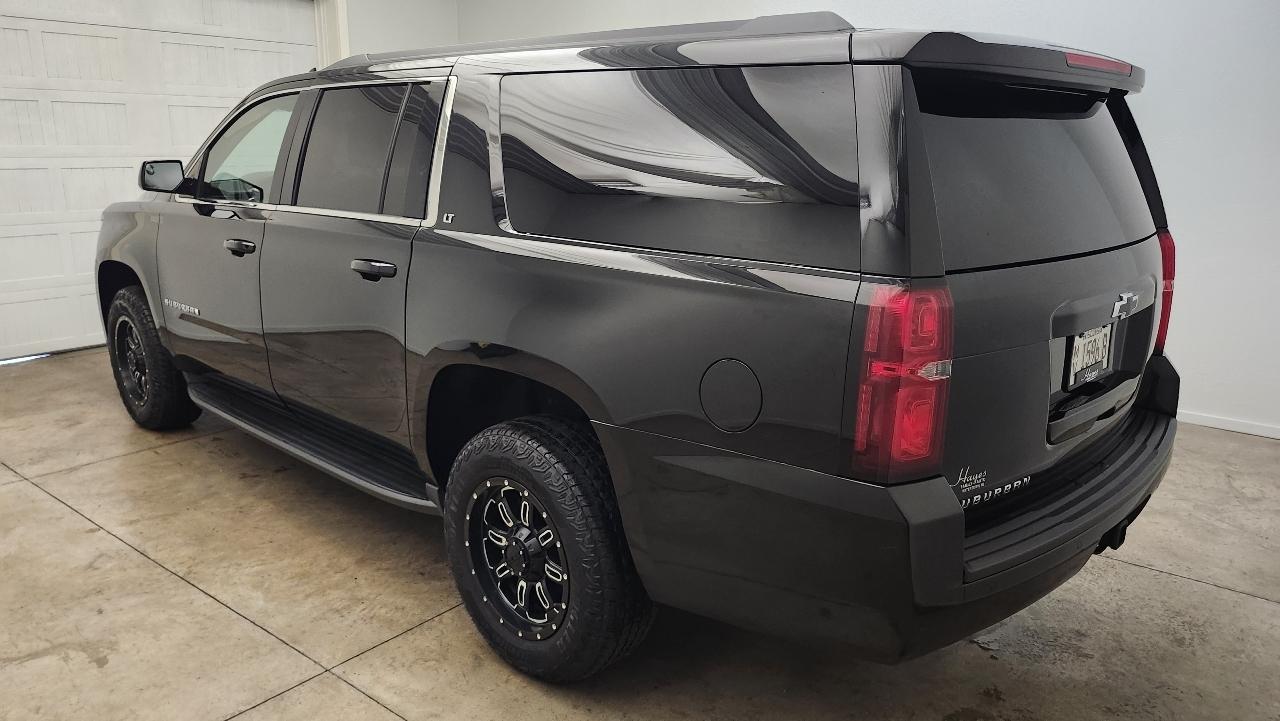 Chevrolet Suburban LT 4WD 2017