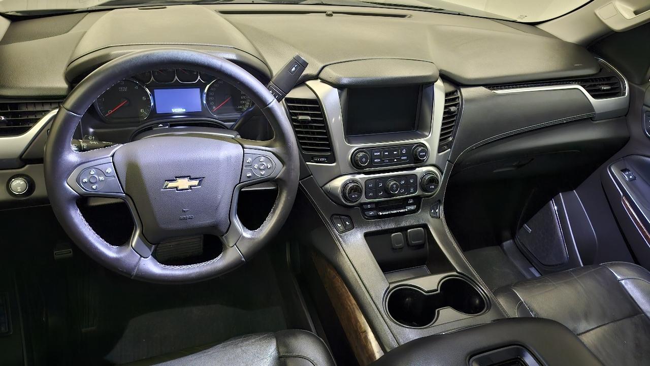 Chevrolet Suburban LT 4WD 2017