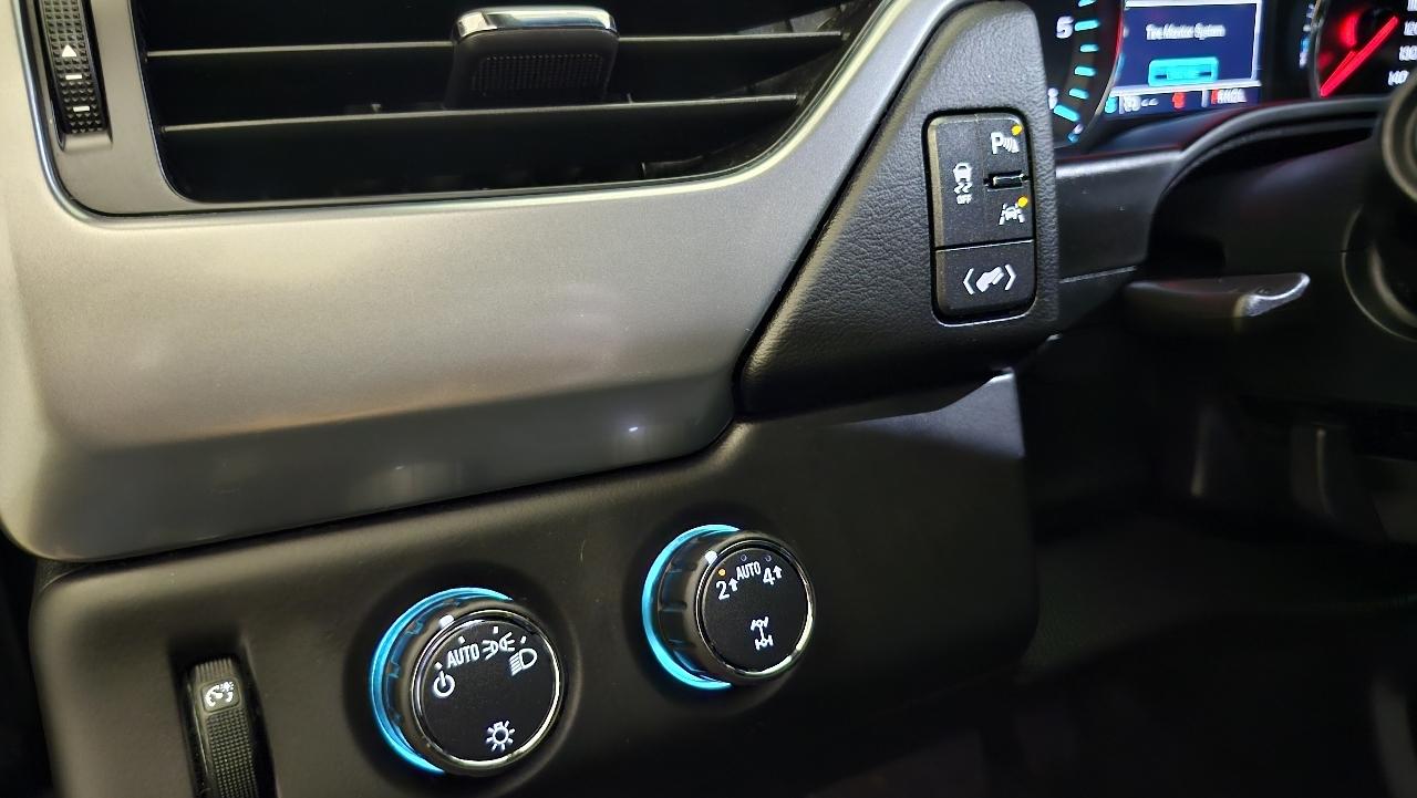 Chevrolet Suburban LT 4WD 2017