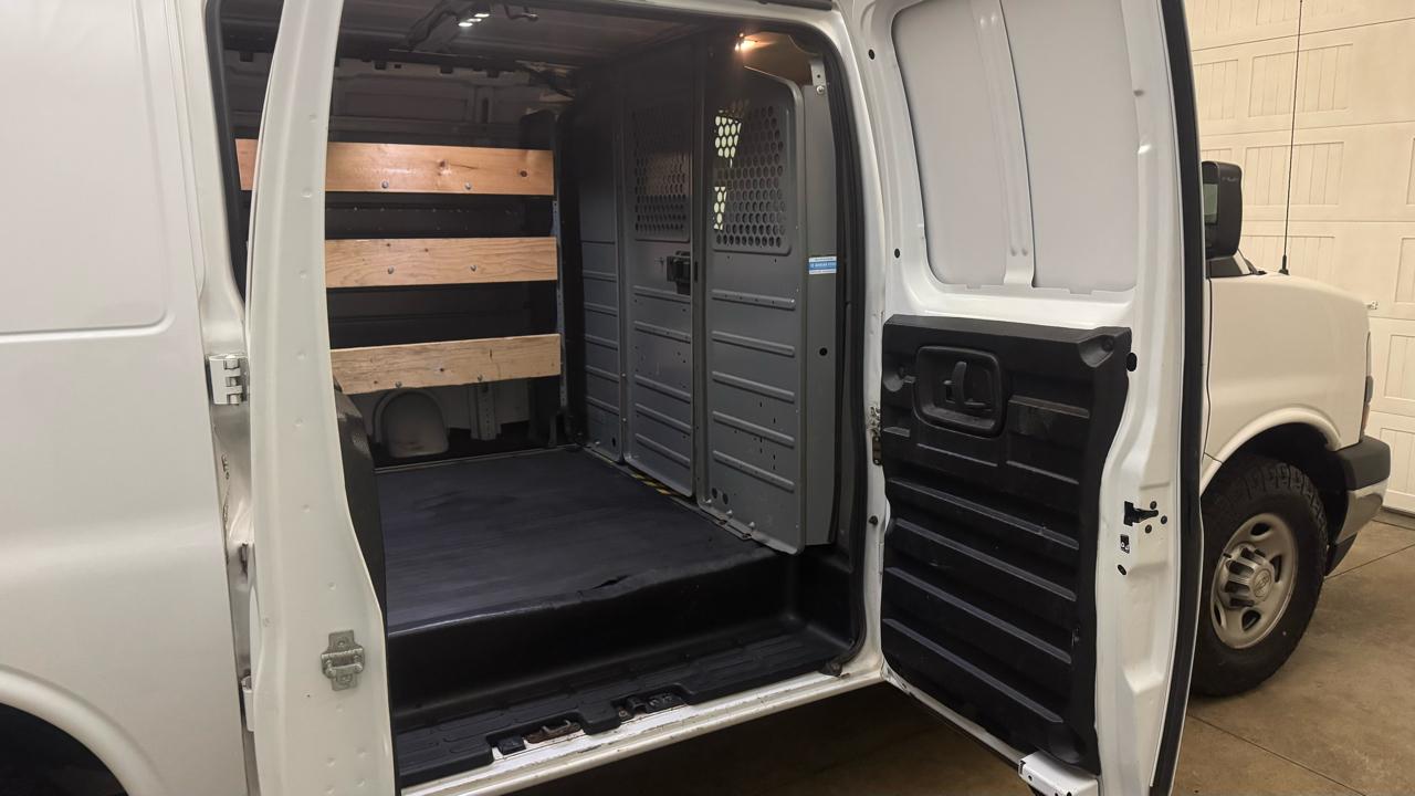 Chevrolet Express 2500 Cargo 2020
