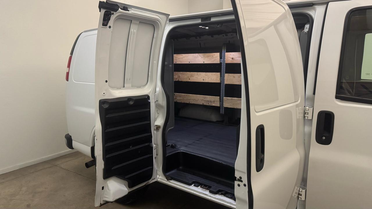 Chevrolet Express 2500 Cargo 2020