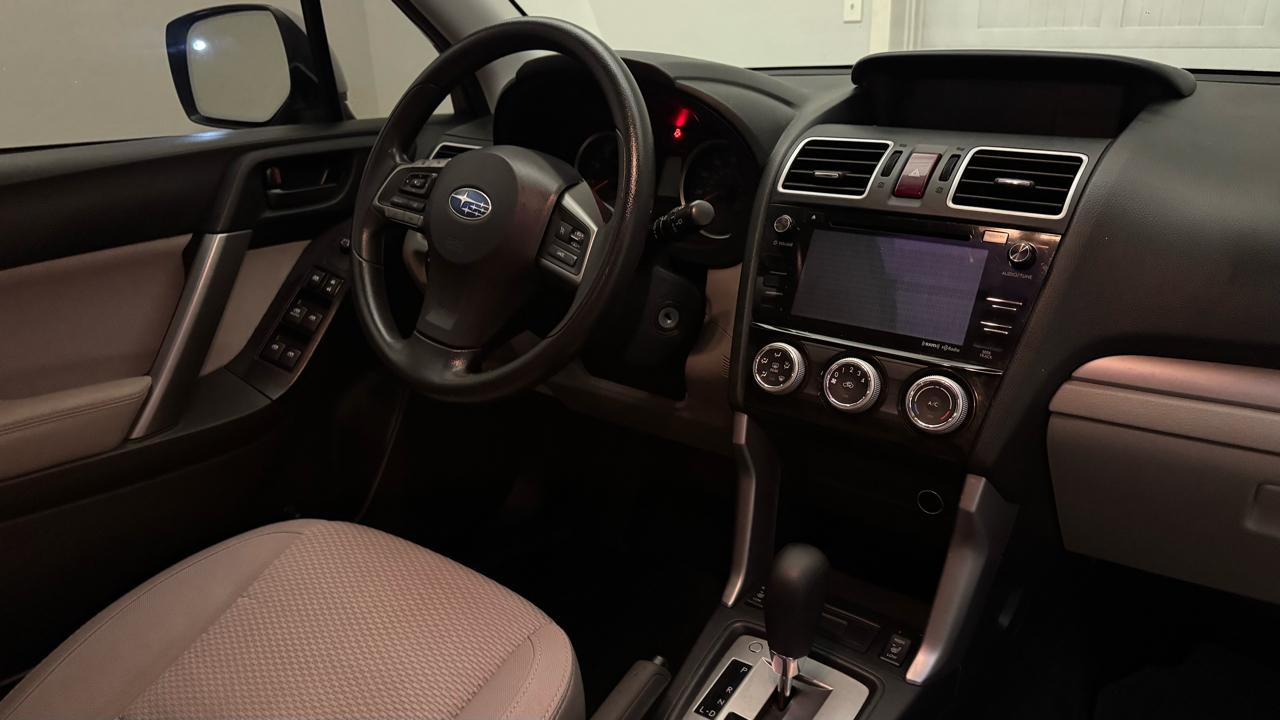 Subaru Forester 2.5i Premium PZEV CVT 2016